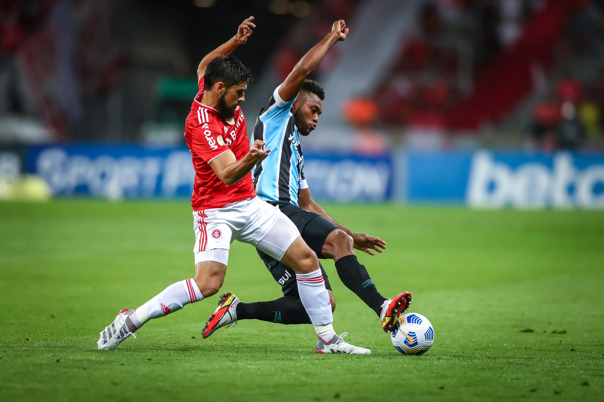 Gre-Nal decide campeonato Gaúcho após quatro anos de espera