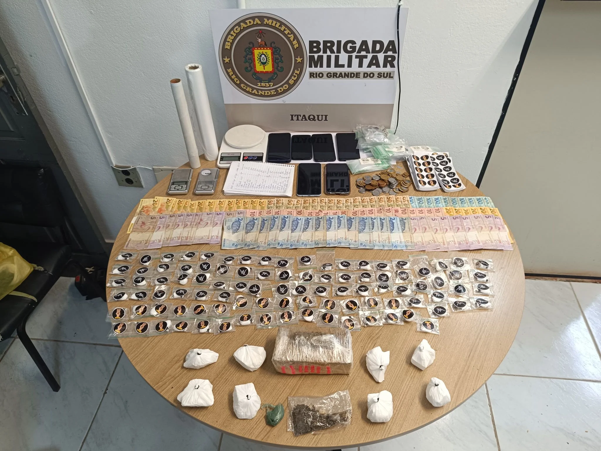 Casal é preso por tráfico de drogas em Itaqui