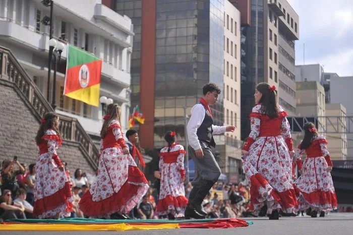 Projeto da Sedac leva cultura tradicionalista ao ambiente escolar